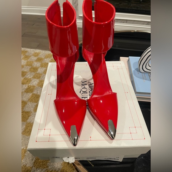Alexander McQueen Shoes - NWB Alexander McQueen Women's Red Patent Leather D'Orsay Pumps Shoes Size 7.5